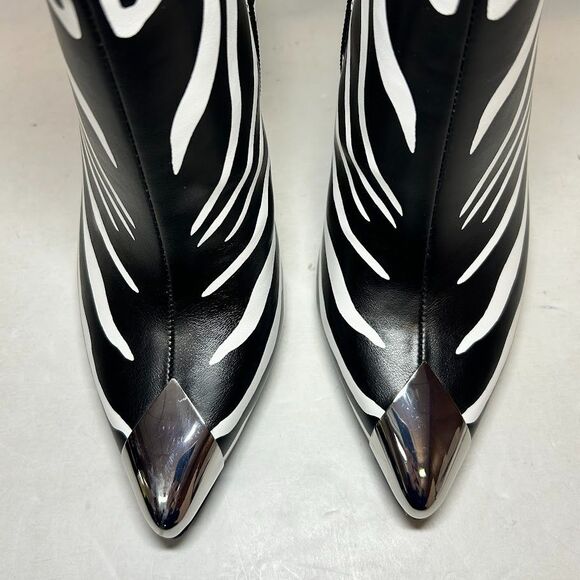 INC Womens 10 M Black Zebra Rohese High Heel Ankle Booties NIB KF3 - Picture 3 of 6